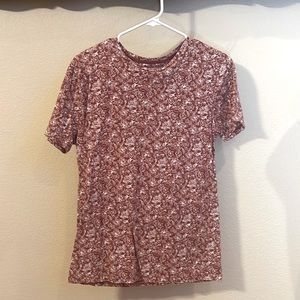 A&F soft a&f tee red & white floral pattern size XS